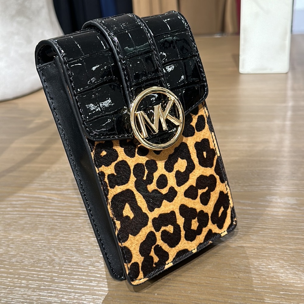 Michael Kors Carmen Small NS Phone XBODY HairCalf
Black Multi - Picture 8 of 11